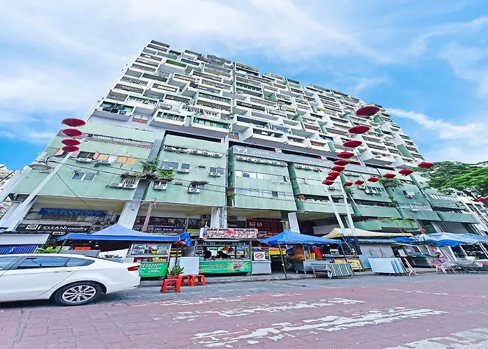 Oyo 90138 Hotel Elwarda Klcity