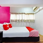 Oyo 90138 Hotel Elwarda Klcity