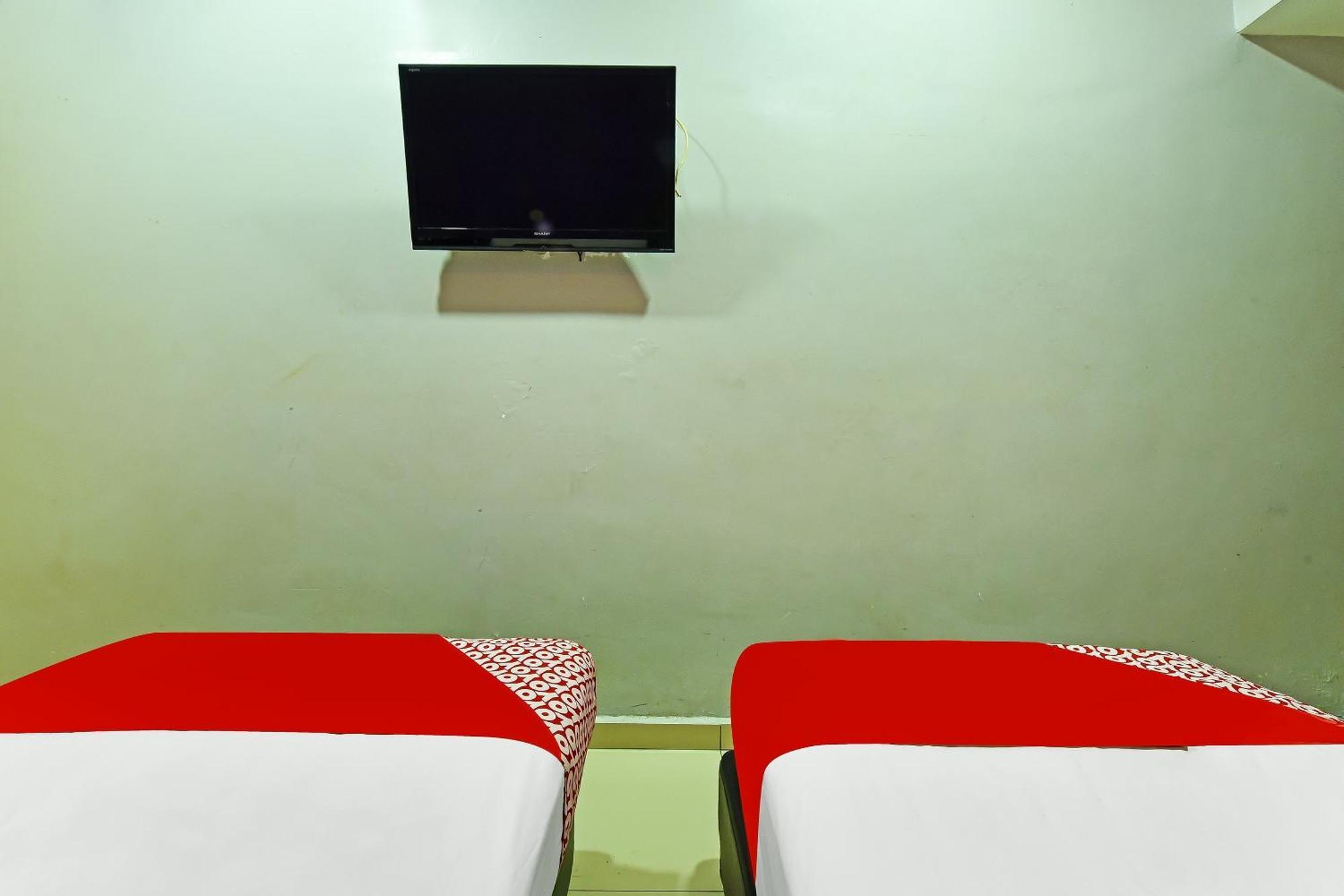 Oyo 90138 Elwarda Klcity Hotel 2*
