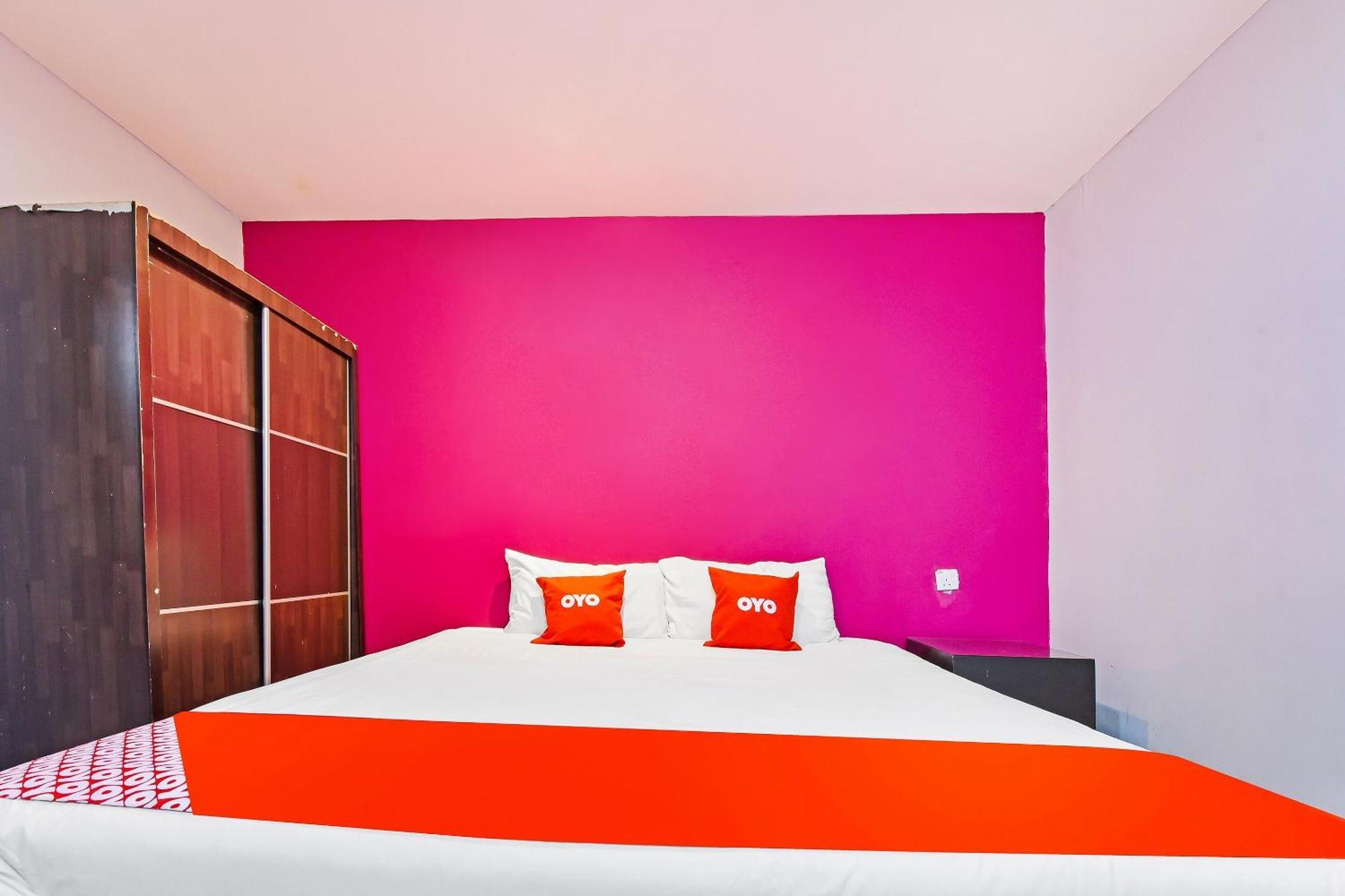 Hotel Oyo 90138 Elwarda Klcity 2*